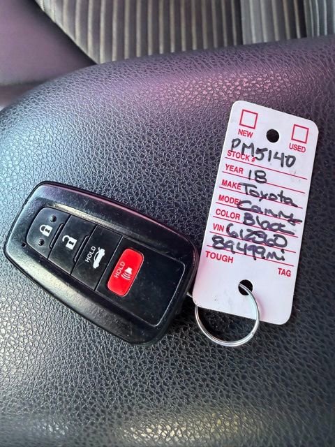 Used 2018 Toyota Camry SE w/ Audio Package FWD image 38