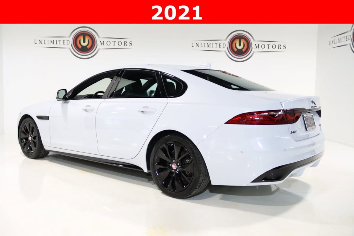 Used 2021 Jaguar XF R-Dynamic SE image 3