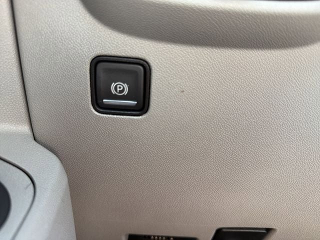 Used 2022 GMC Terrain SLE w/ Driver Convenience Package FWD image 39