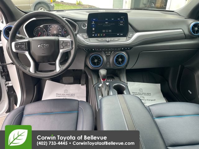Used 2025 Chevrolet Blazer RS w/ Driver Confidence II Package AWD/4WD image 17