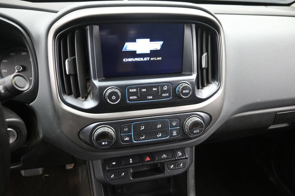 Used 2017 Chevrolet Colorado Z71 AWD/4WD image 17