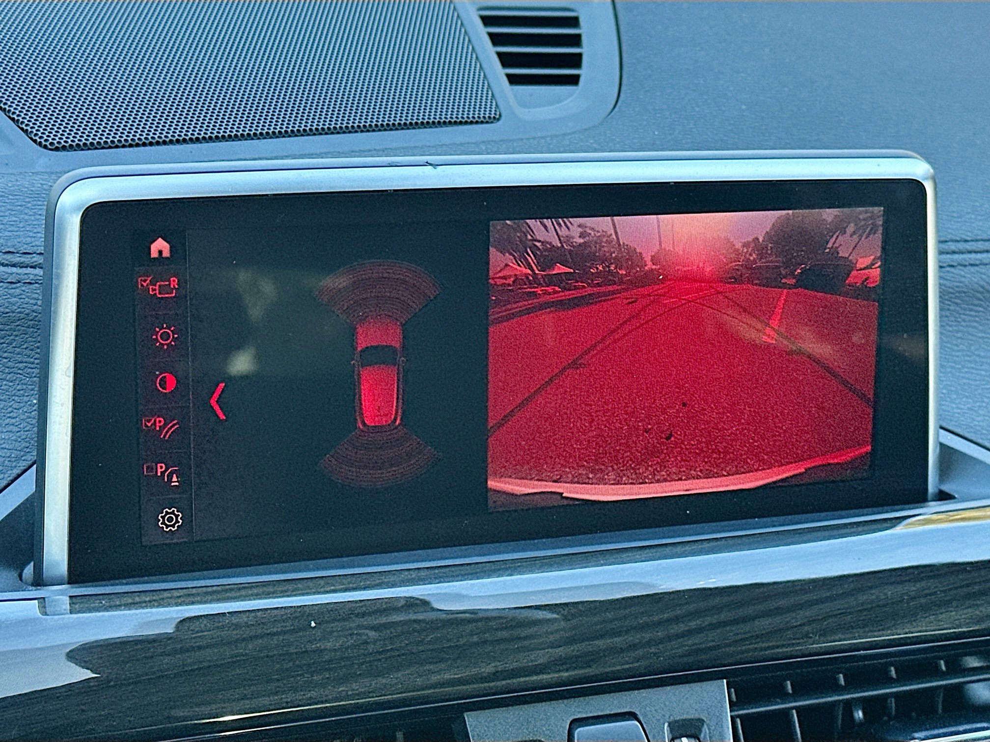 Used 2022 BMW X2 sDrive28i w/ Convenience Package image 15