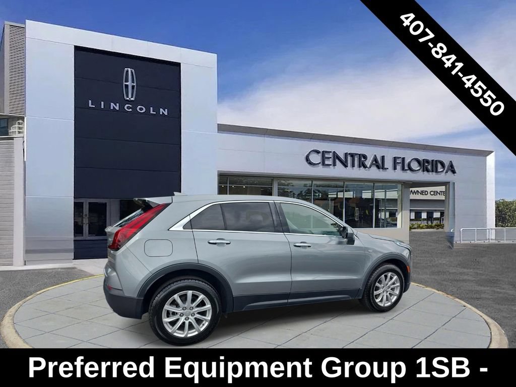 Used 2023 Cadillac XT4 Luxury FWD image 2