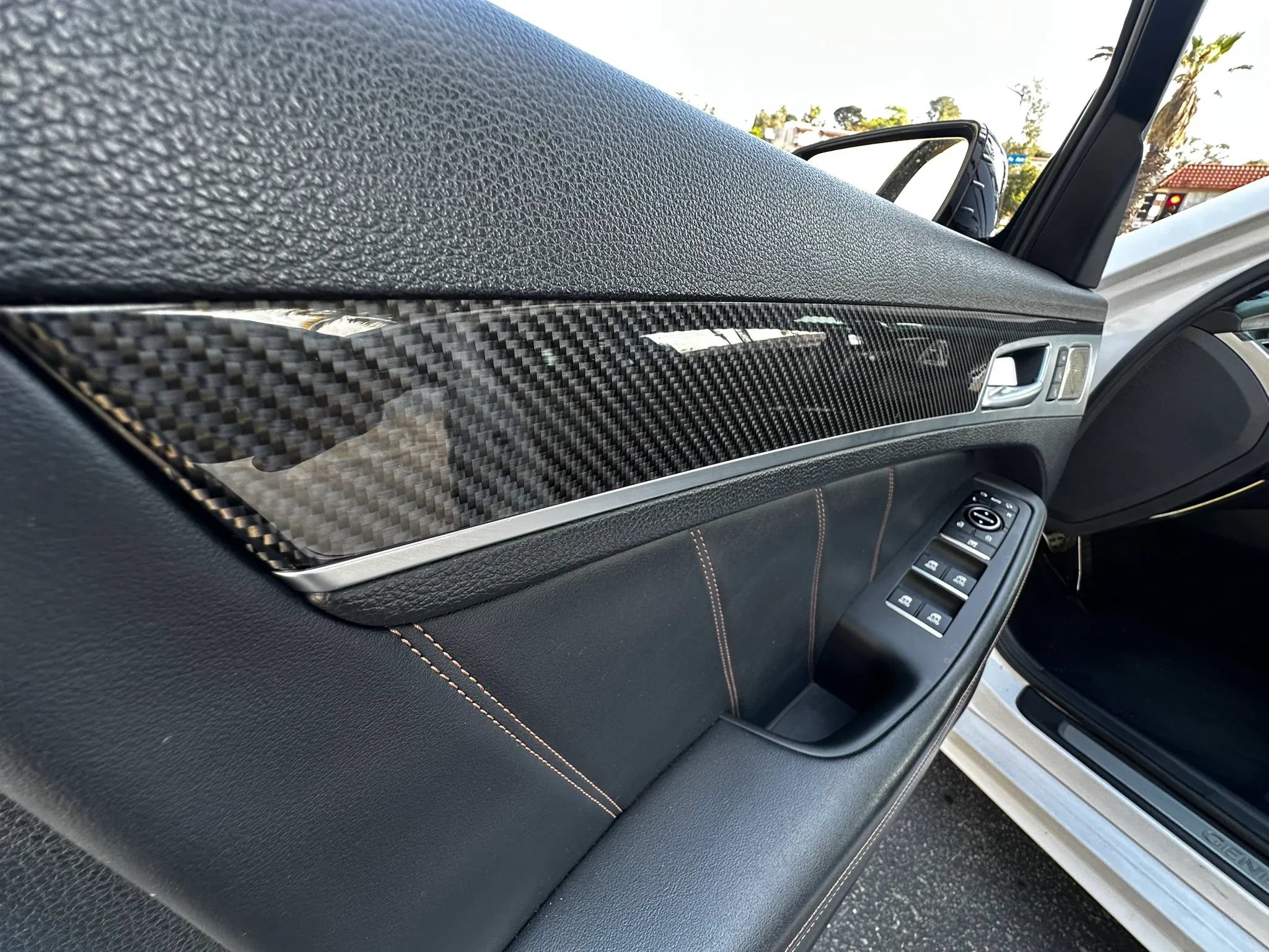 Used 2018 Genesis G80 3.3T Sport RWD image 36