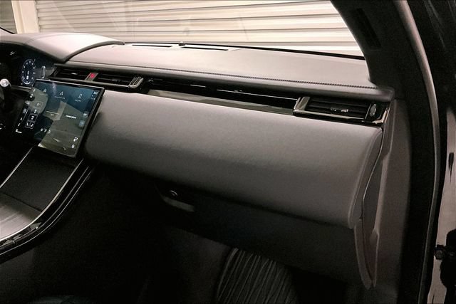 Certified 2026 Land Rover Range Rover Velar Dynamic SE AWD/4WD image 25