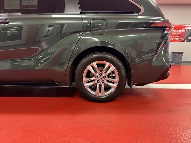 Certified 2023 Toyota Sienna Limited AWD/4WD image 28