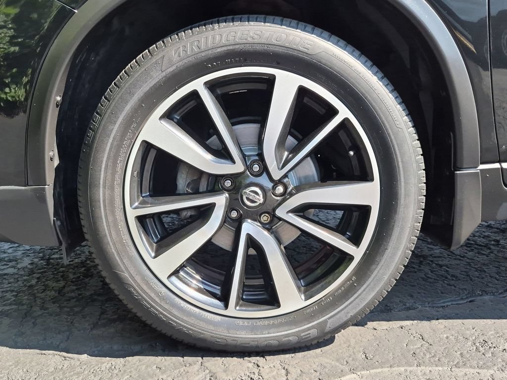 Used 2019 Nissan Rogue SL AWD/4WD image 9