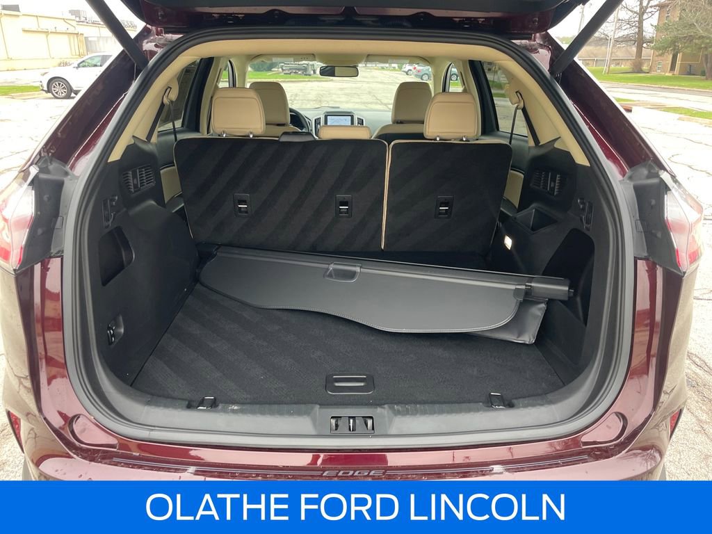 Used 2023 Ford Edge SEL w/ Convenience Package image 29