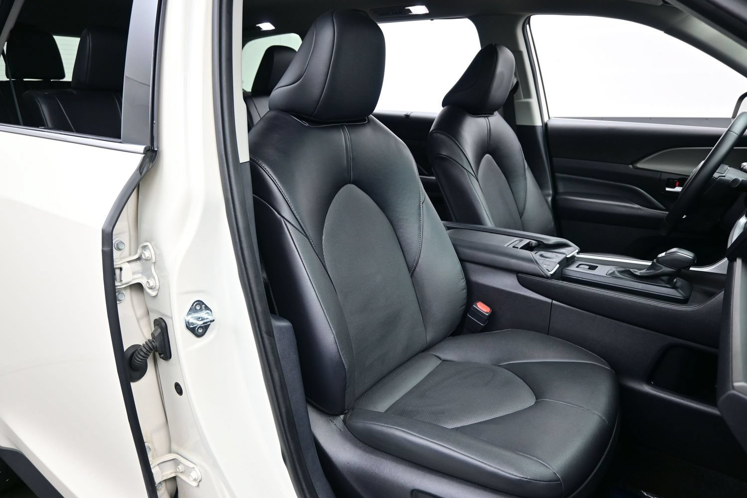 Used 2024 Toyota Grand Highlander AWD image 14