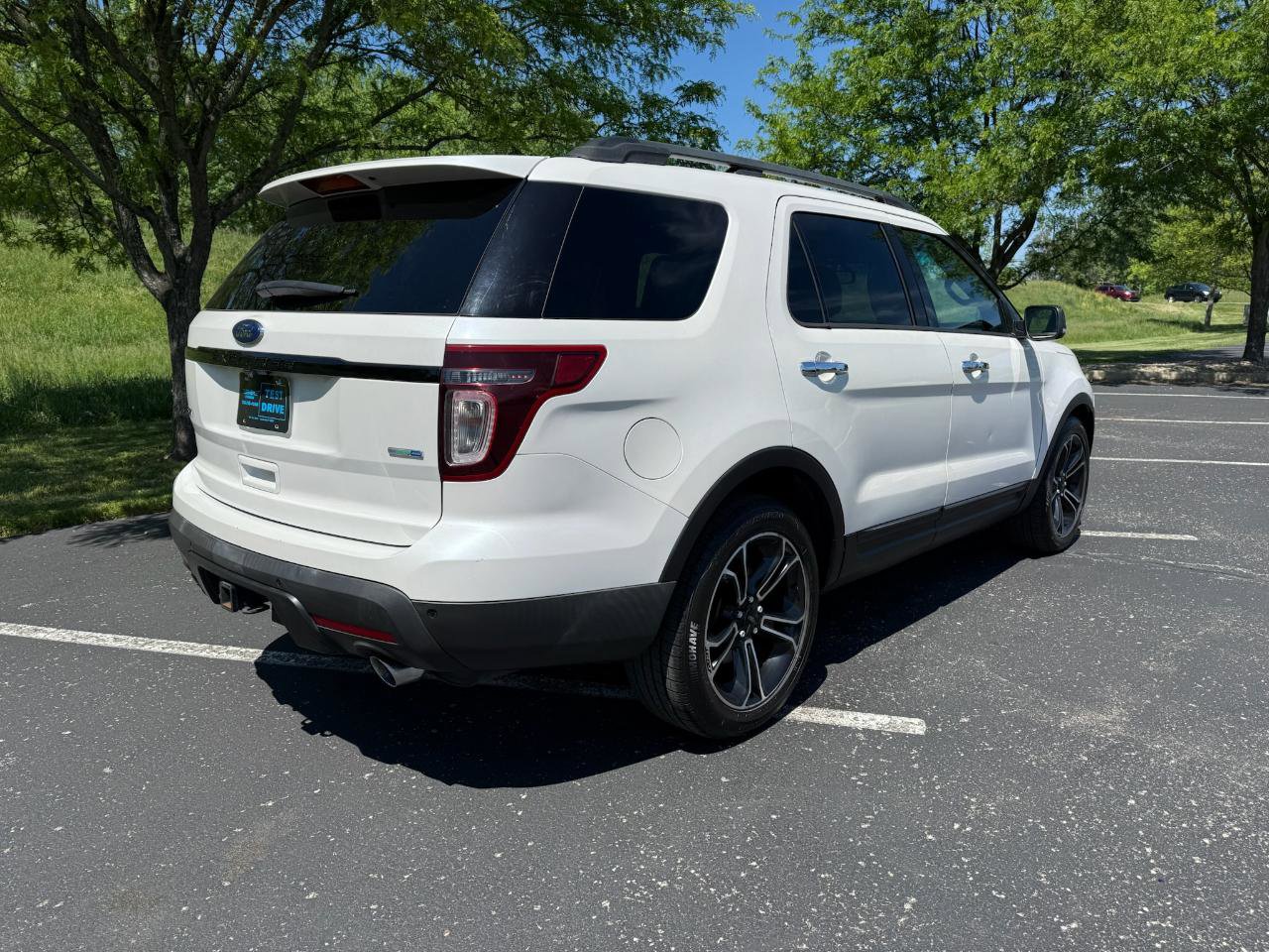 Used 2013 Ford Explorer Sport AWD/4WD image 3
