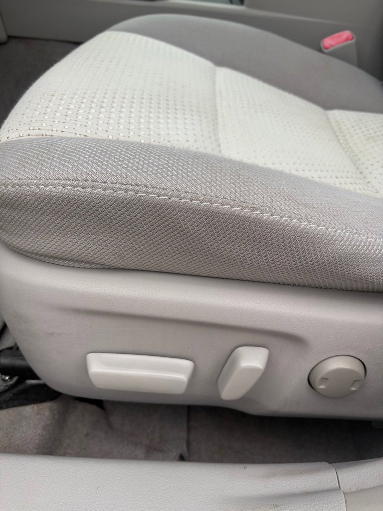 Used 2014 Toyota Camry XLE image 10