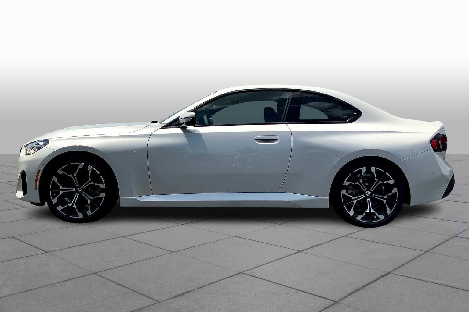 New 2025 BMW 230i Coupe w/ Premium Package RWD image 13