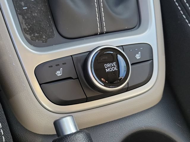 New 2026 Hyundai Venue SEL FWD image 15