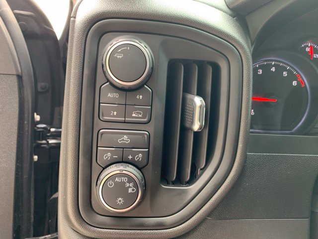 Used 2021 Chevrolet Silverado 1500 Custom AWD/4WD image 26