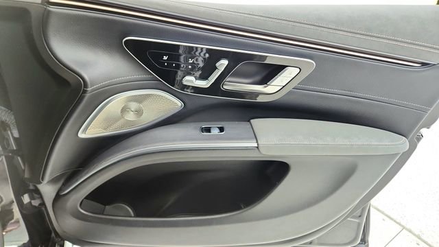 Used 2023 Mercedes-Benz EQS 450+ 4MATIC SUV image 24
