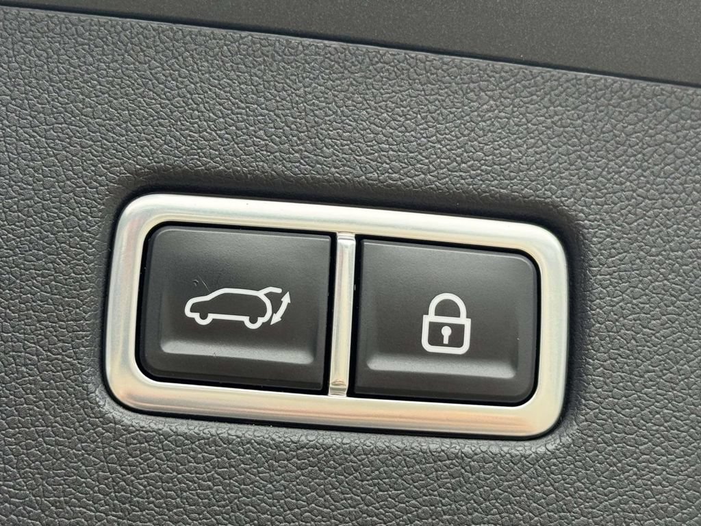 Used 2023 Kia Sorento X-Line EX AWD/4WD image 12