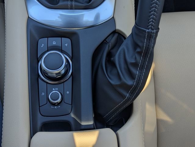 New 2026 MAZDA MX-5 Miata RF Grand Touring image 18