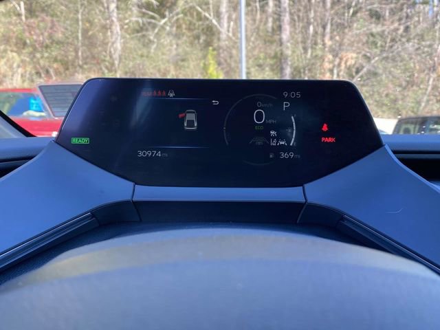 Used 2025 Toyota Prius XLE image 24