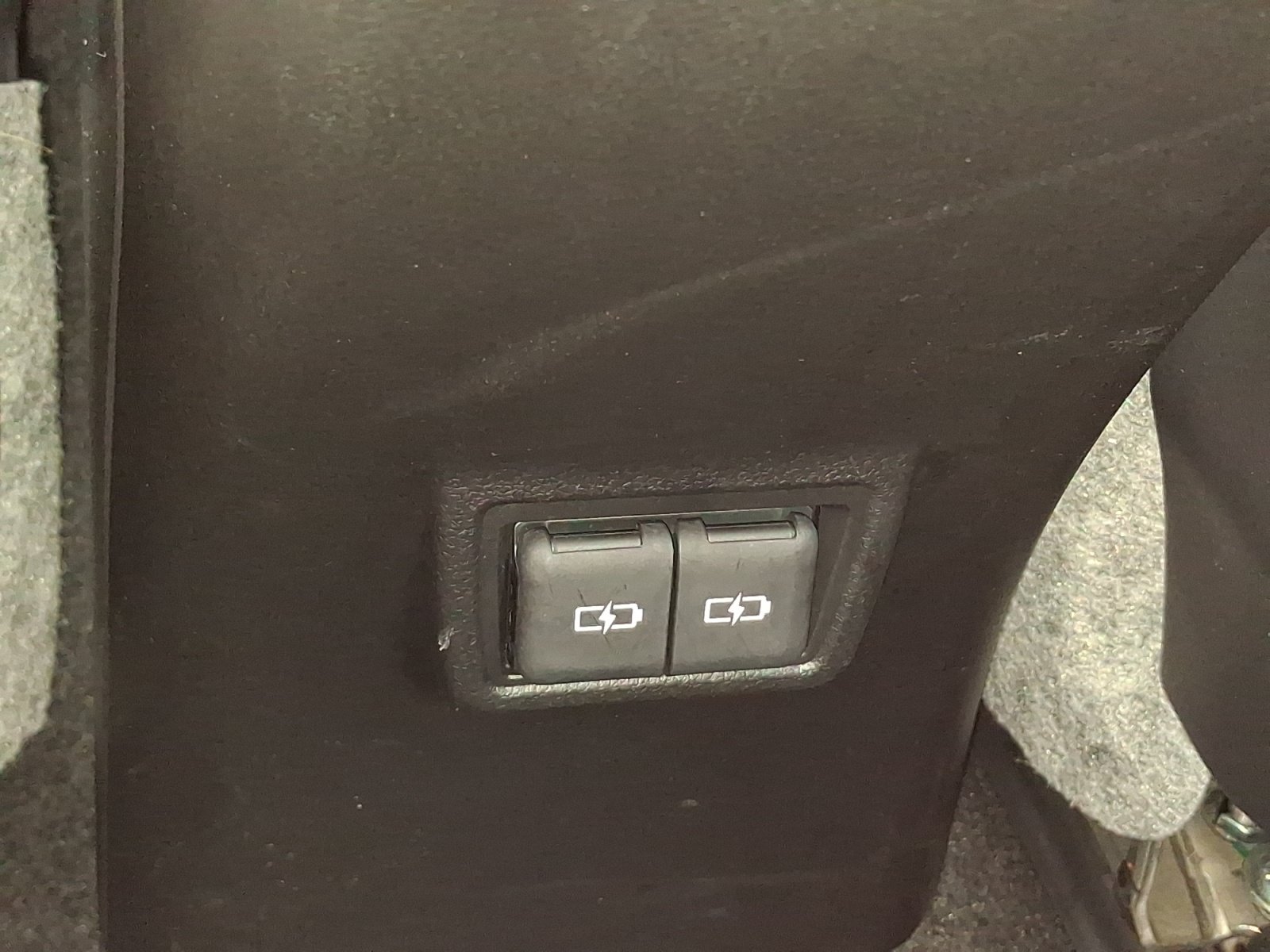 Used 2023 Lexus UX 250h F Sport AWD/4WD image 26