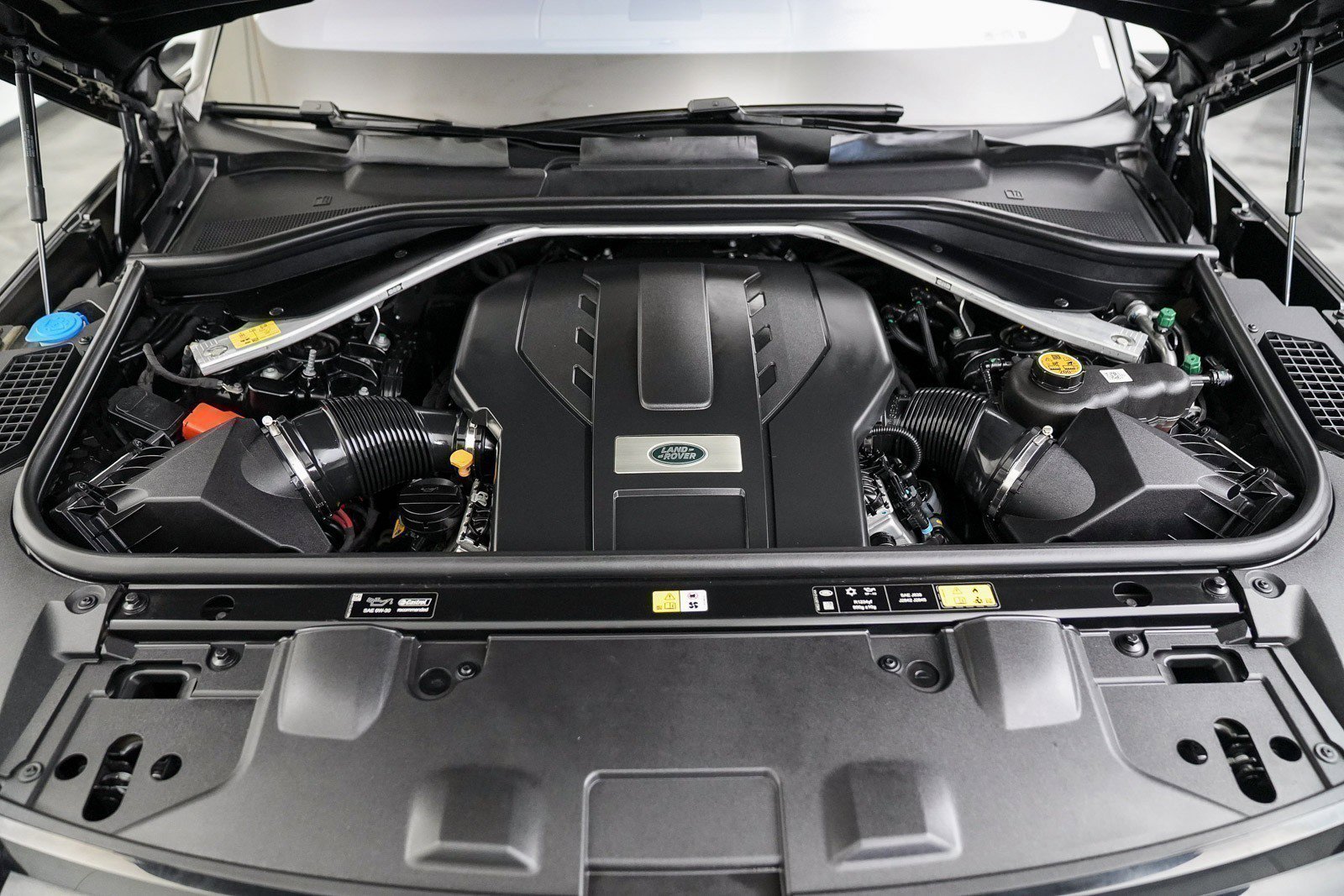 Used 2023 Land Rover Range Rover SE image 34