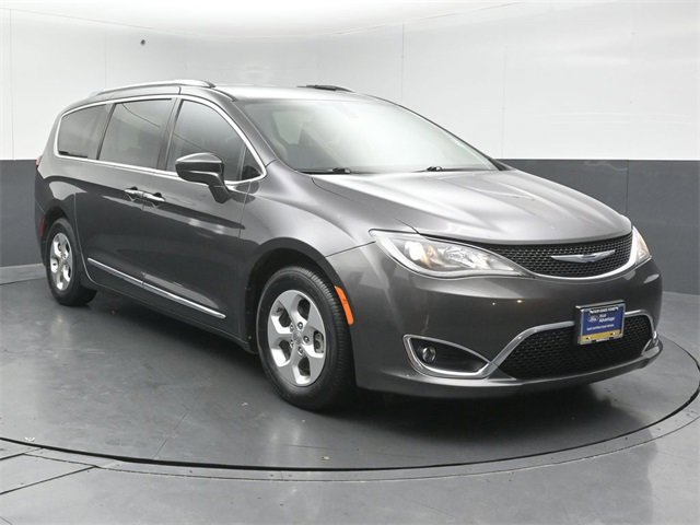 Used 2017 Chrysler Pacifica Touring-L Plus