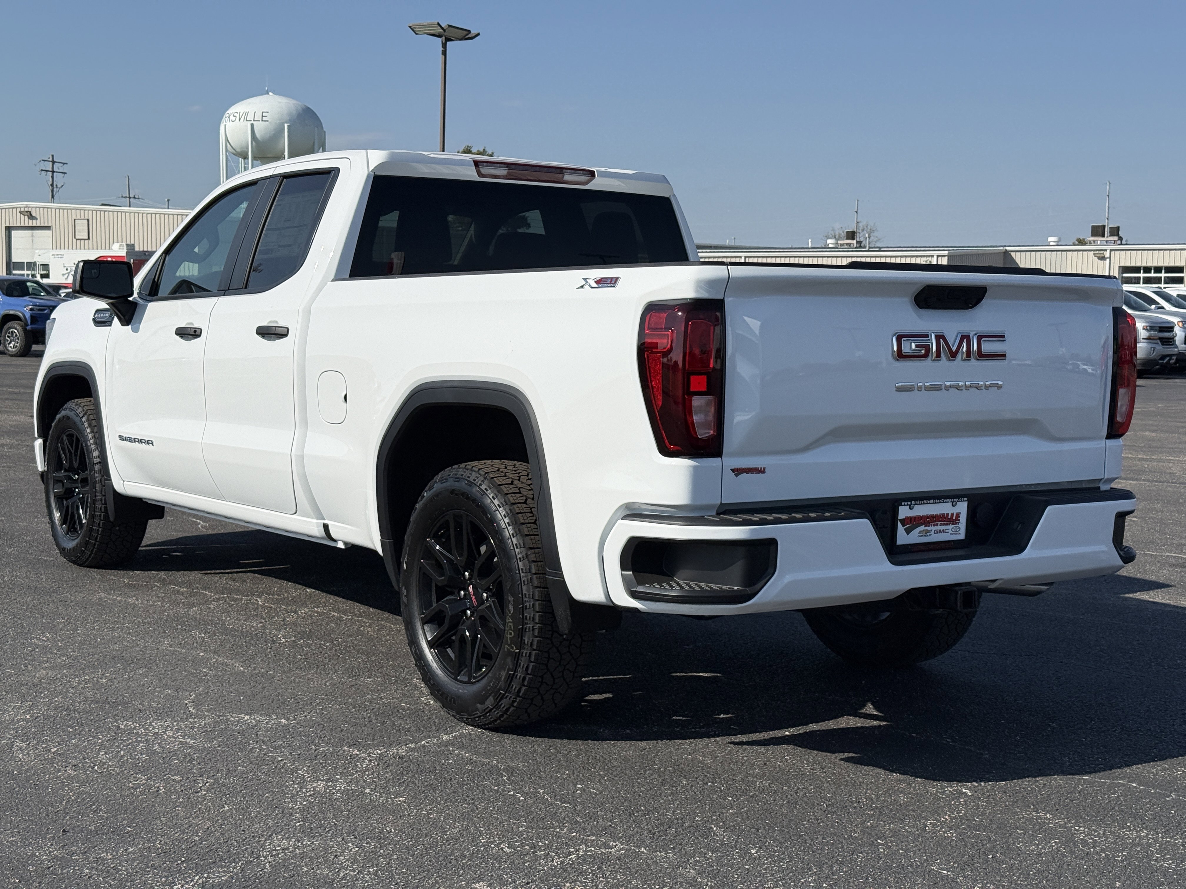 New 2026 GMC Sierra 1500 Pro w/ Graphite Edition image 5