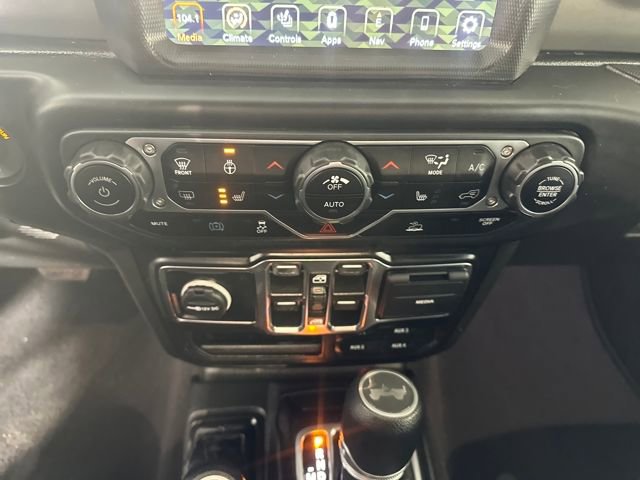 Used 2023 Jeep Wrangler Unlimited w/ Cold Weather Group image 23