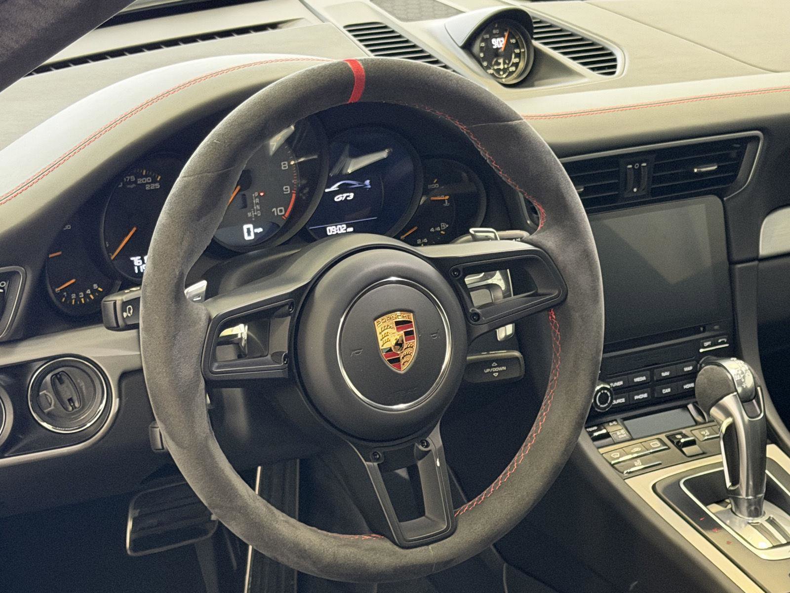 Certified 2018 Porsche 911 GT3 image 19