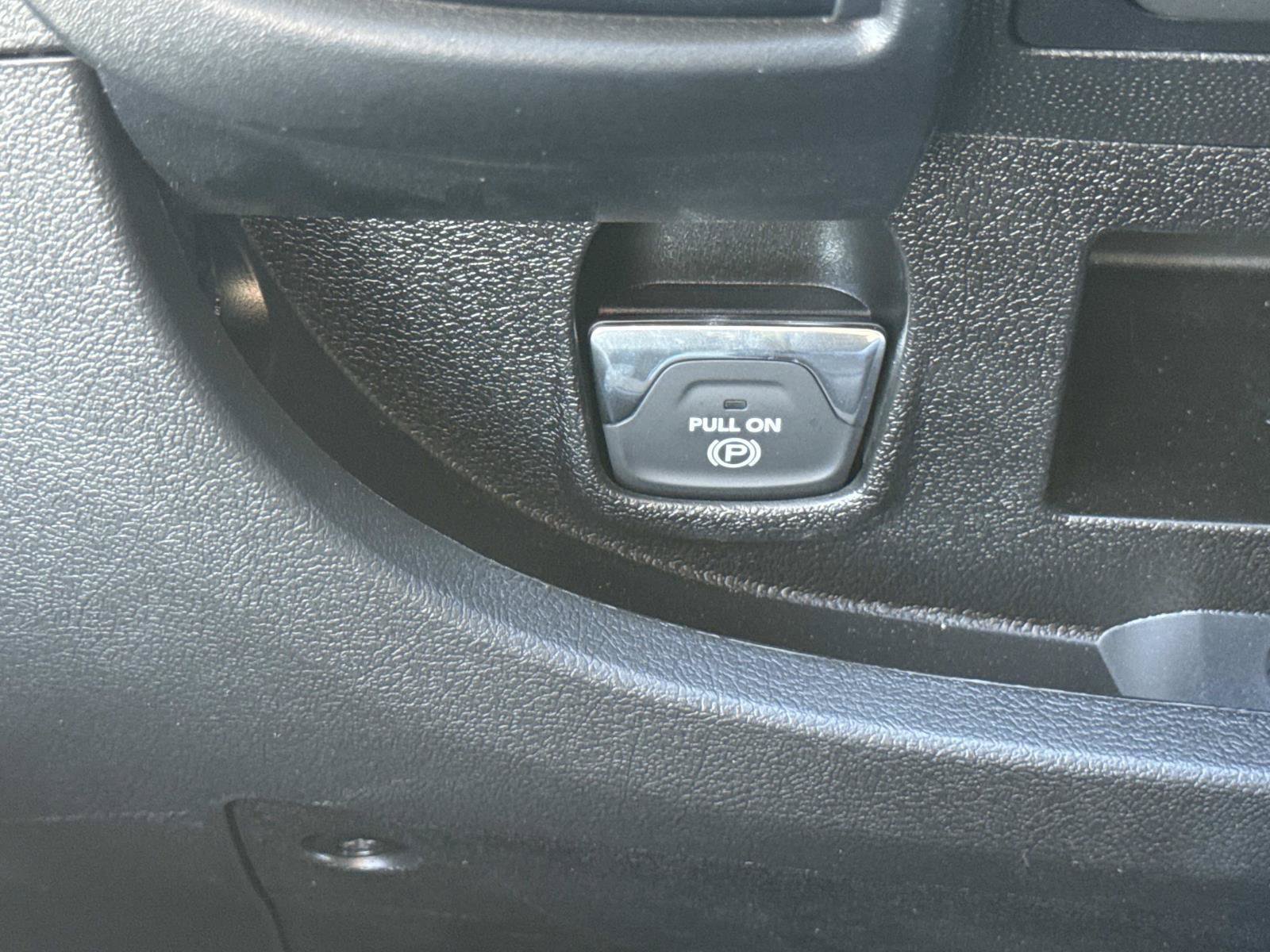 New 2026 RAM ProMaster 1500 w/ Storage Group FWD image 19