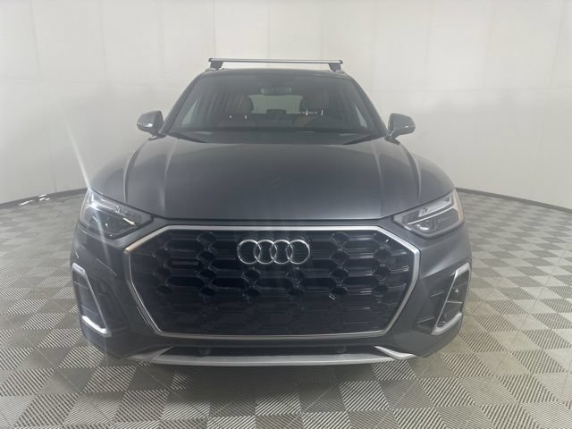 Used 2023 Audi Q5 2.0T Premium AWD/4WD image 2