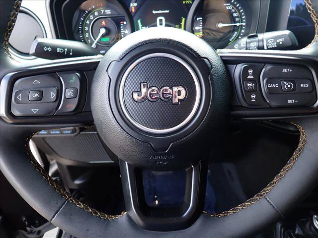 Used 2024 Jeep Wrangler Unlimited w/ Convenience Group AWD/4WD image 14