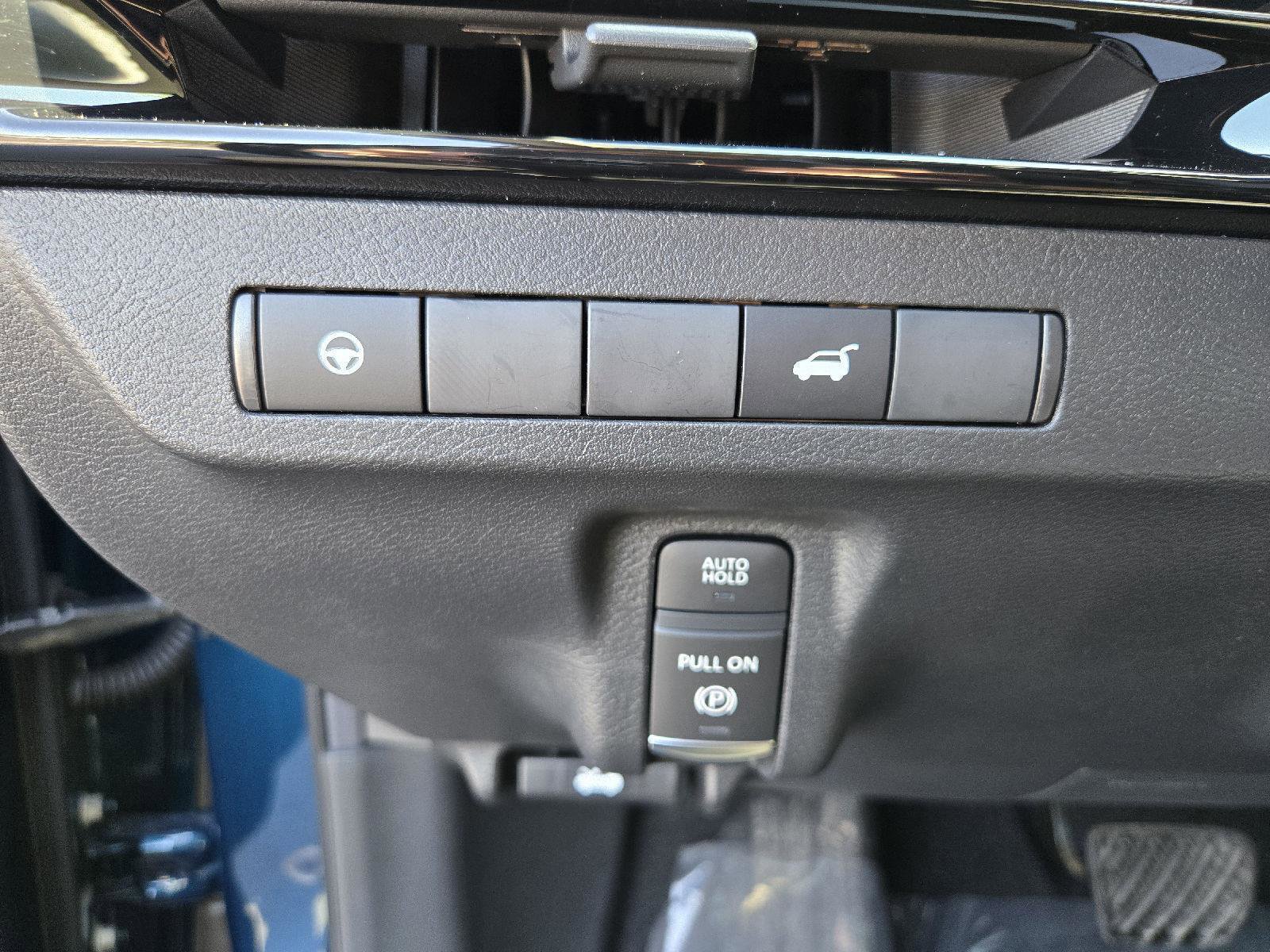 Used 2026 Nissan Murano SL AWD/4WD image 16