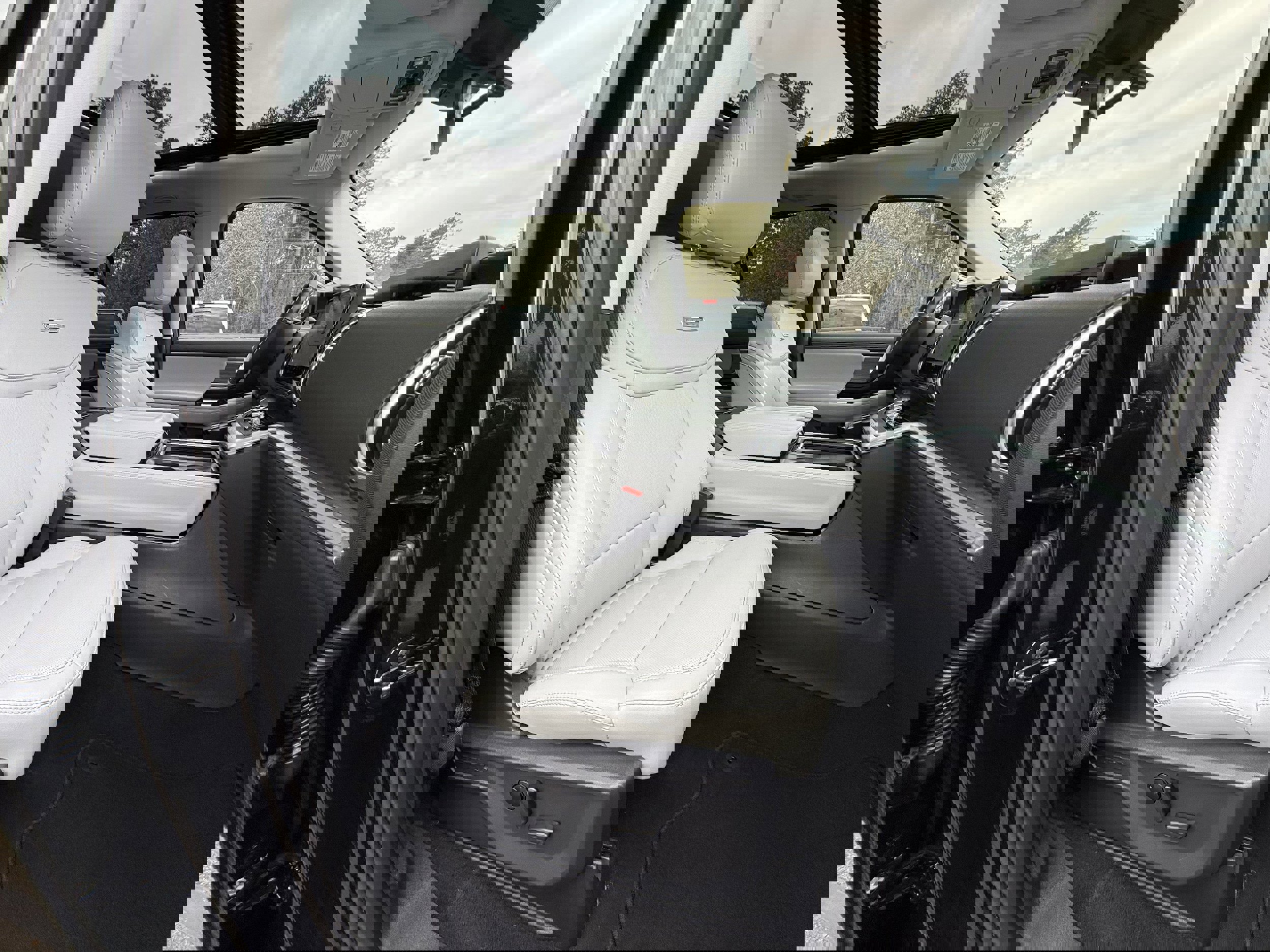 Used 2025 Ford Expedition Max Platinum image 12