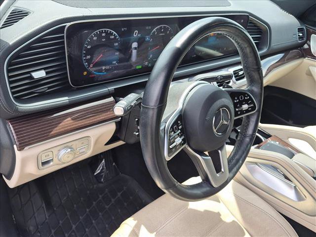 Used 2023 Mercedes-Benz GLS 450 4MATIC image 10