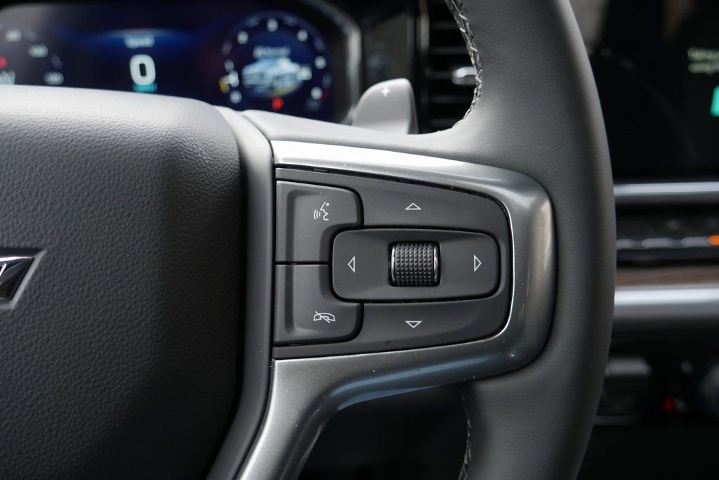 New 2026 Chevrolet Silverado 1500 RST w/ Redline Edition AWD/4WD image 14