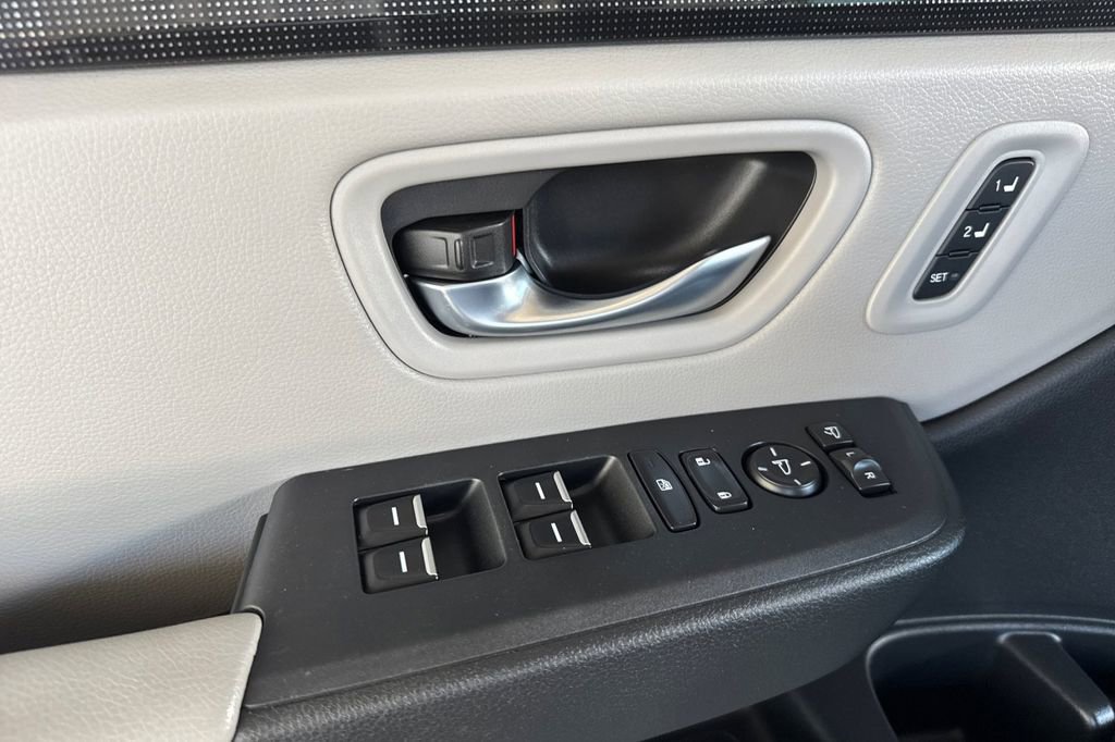 Used 2023 Honda Pilot Elite image 10