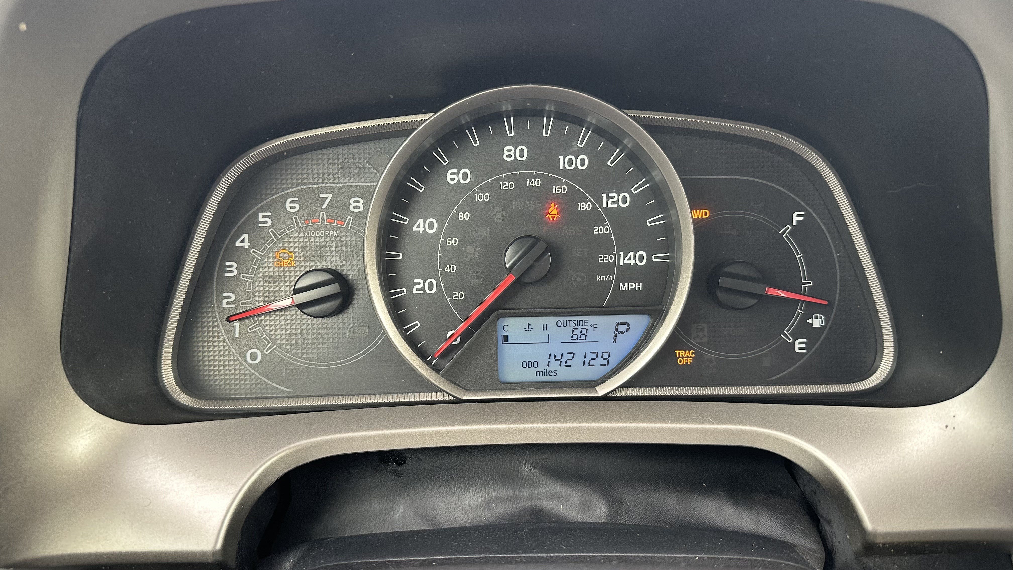 Used 2014 Toyota RAV4 XLE AWD/4WD image 21