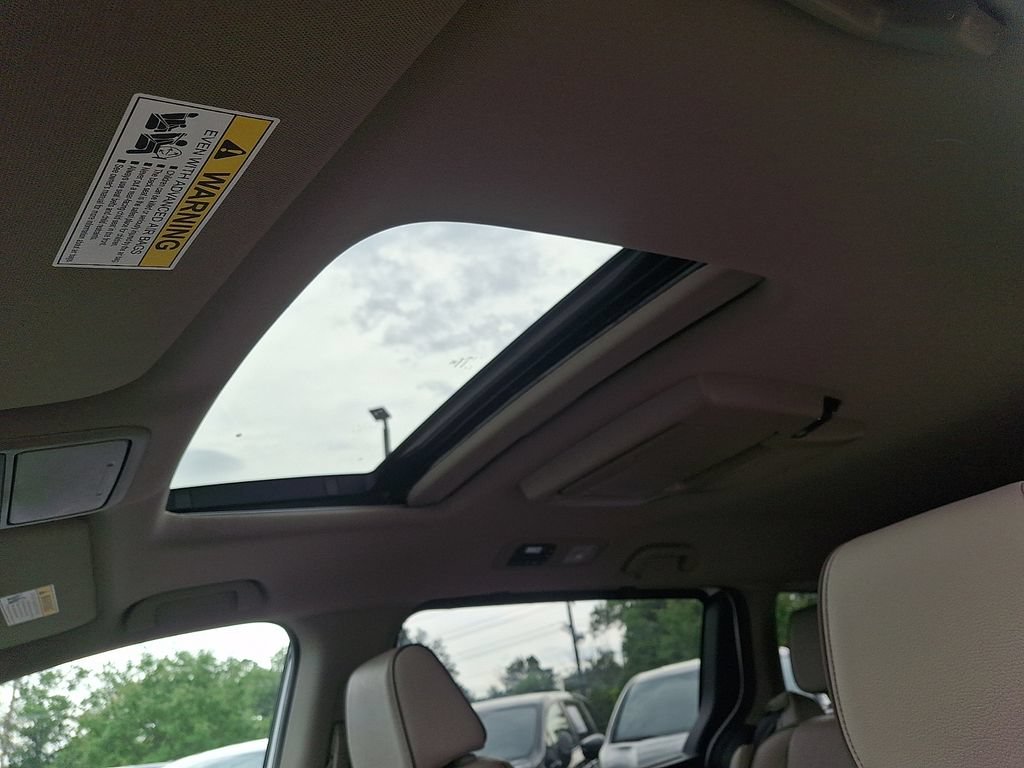 Used 2023 Honda Odyssey Elite image 14