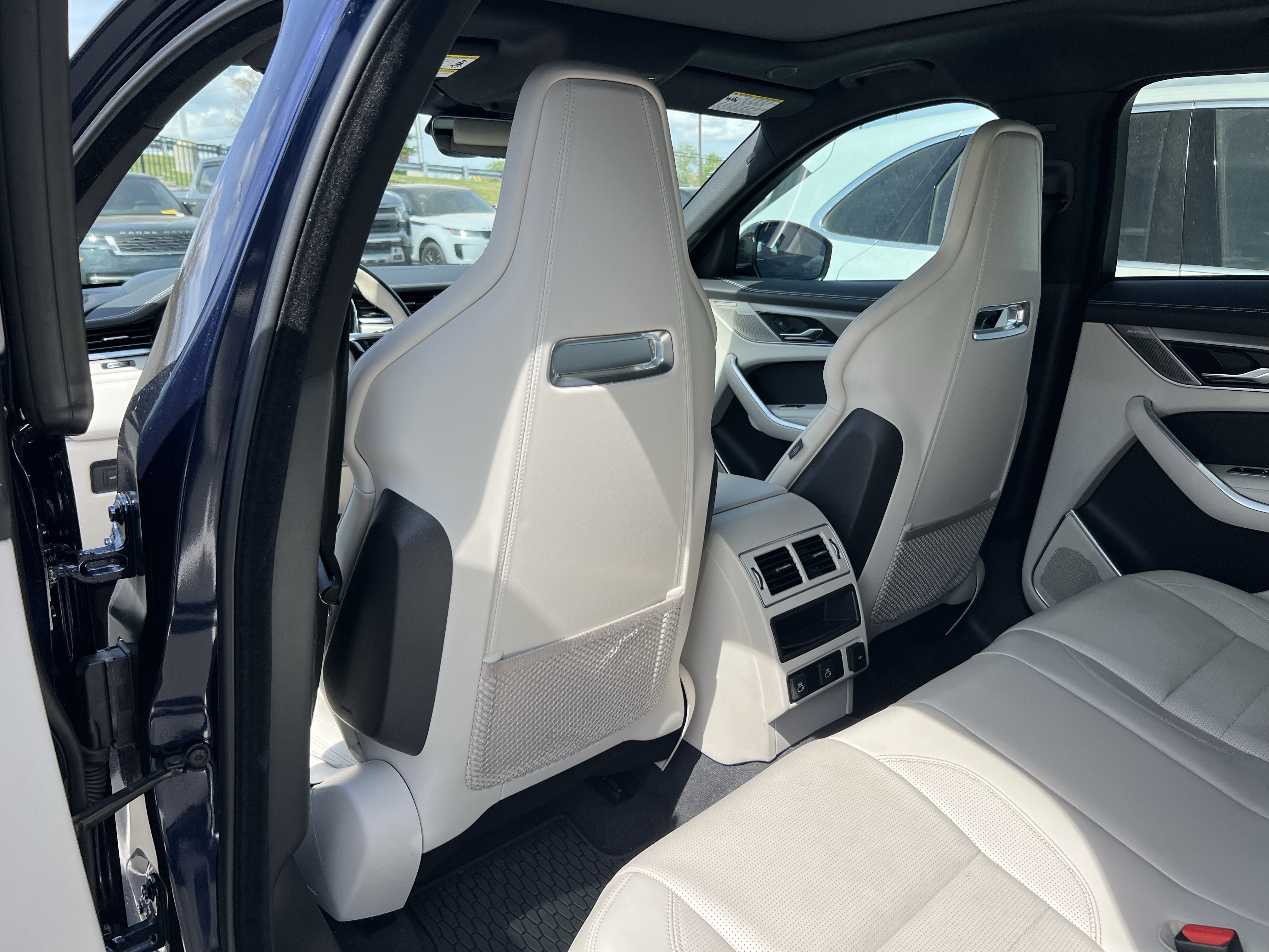 Certified 2026 Jaguar F-PACE R-Dynamic S AWD/4WD image 32