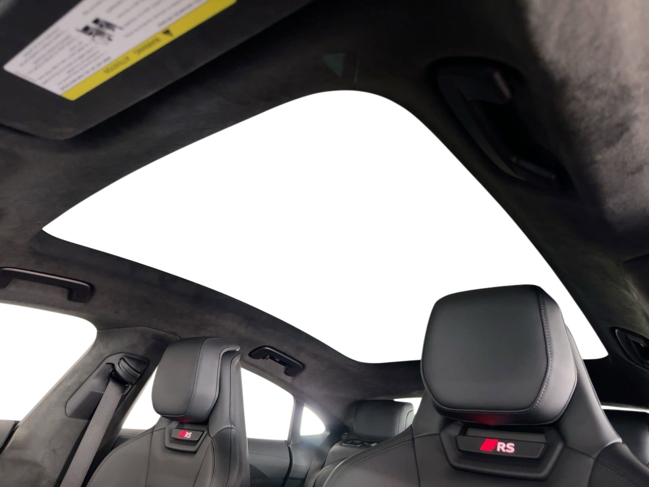 New 2026 Audi RS e-tron GT performance image 16