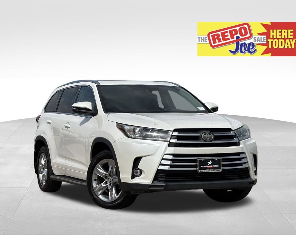 Used 2019 Toyota Highlander Limited FWD image 1
