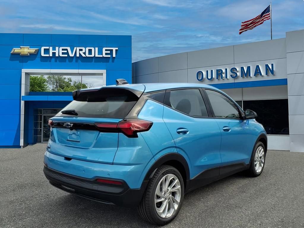 New 2027 Chevrolet Bolt LT w/ Comfort Package image 3