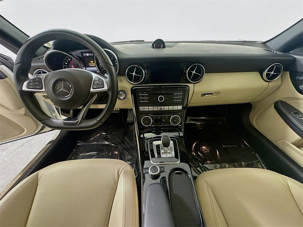 Used 2020 Mercedes-Benz SLC 300 image 13