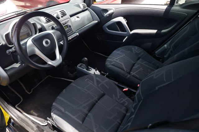 Used 2008 smart fortwo pure RWD image 6