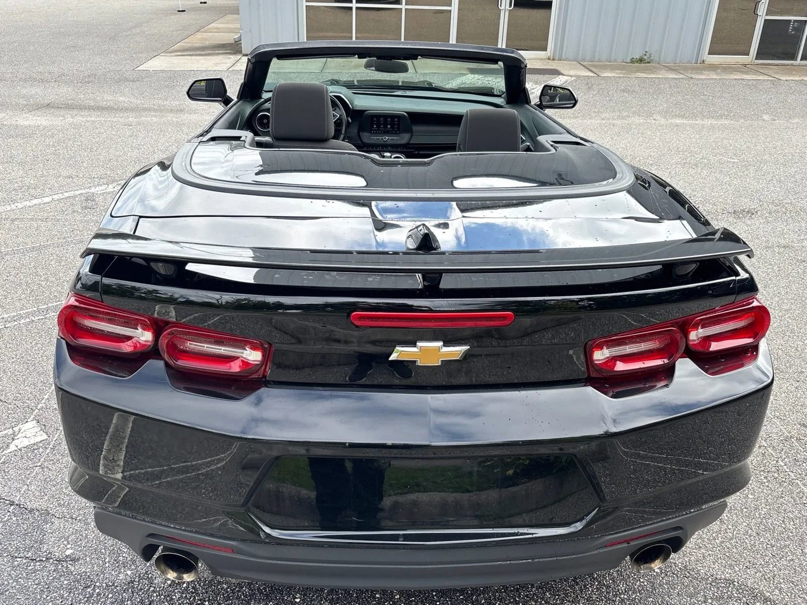 Used 2023 Chevrolet Camaro LT RWD image 12