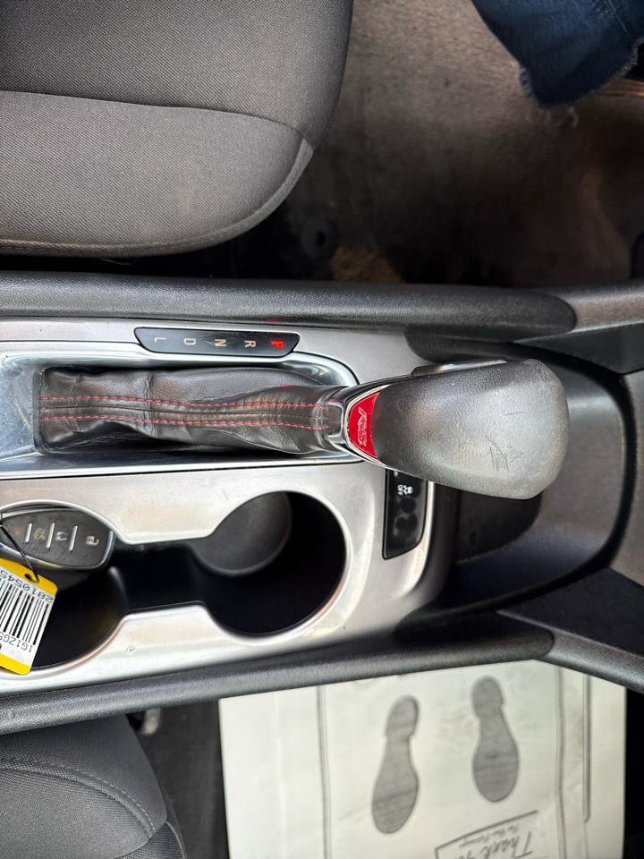 Used 2021 Chevrolet Malibu RS FWD image 23