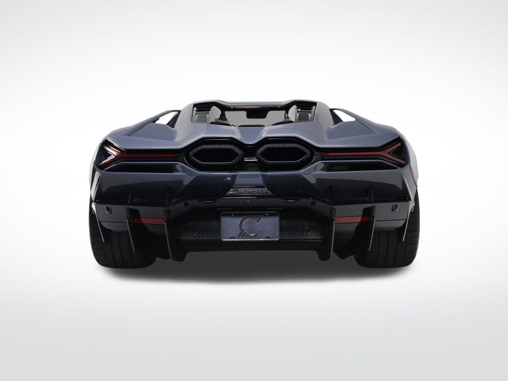 Used 2025 Lamborghini Revuelto image 4