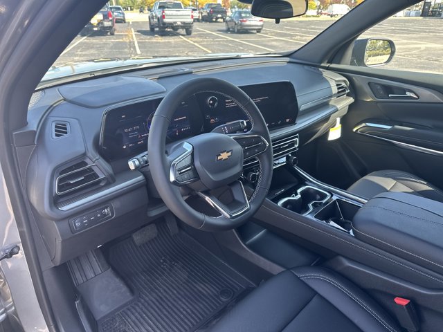 New 2025 Chevrolet Traverse LT w/ Sun and Wheel Package image 11