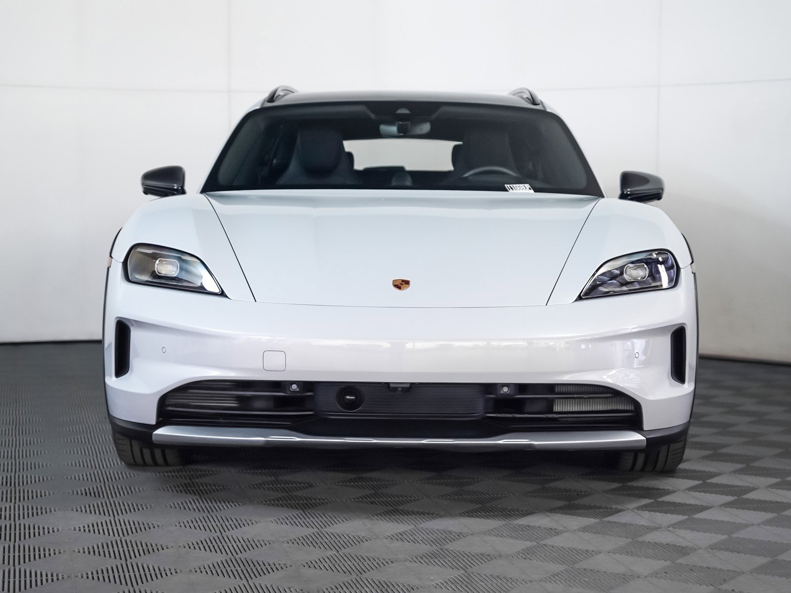 Certified 2025 Porsche Taycan 4 Cross Turismo image 7