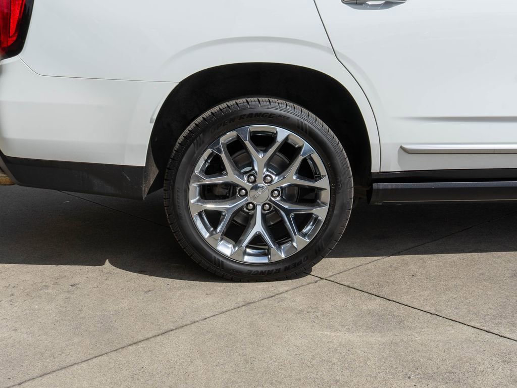 Used 2021 GMC Yukon Denali w/ Denali Premium Package AWD/4WD image 38